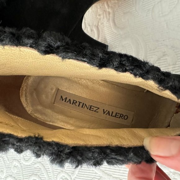 VTG MARTINEZ VALERO "Nelly" Persian Lamb Fur Trim Suede Heel Black Booties 9 - Picture 6 of 9